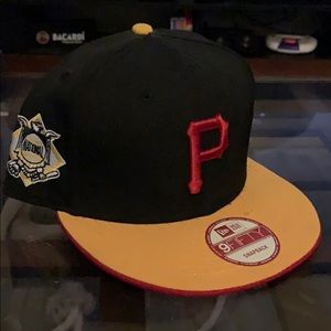 Pittsburgh Pirates New Era Snap Back Hat!